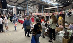 Edirne'de Bulgar ve Yunan turistlerin de ilgi gösterdiği 'Sosyete Pazarı' mahkeme kararıyla yeniden kuruldu