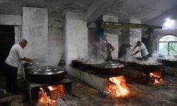 Ertuğrul Gazi'yi Anma ve Yörük Şenlikleri'nde dağıtılacak 'şifalı pilavın' pişirilmesine başlandı