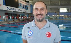 Genç milli yüzücü Emre Onuş'un hedefi Avrupa'da kürsü