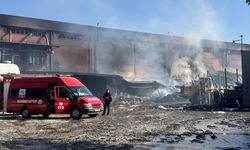 GÜNCELLEME - Kayseri'de keçe fabrikasında çıkan yangın kontrol altına alındı