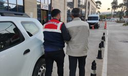 İzmir merkezli FETÖ operasyonunda 35 şüpheli yakalandı