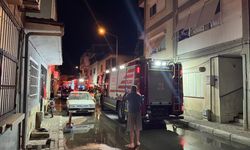 İzmir'de yangın çıkan ev kullanılamaz hale geldi