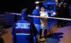 Kırşehir'de bir kişi, anne ve babasını bıçakla öldürüp 2 akrabasını yaraladı