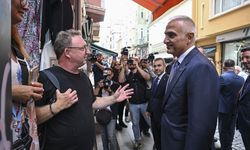 Kültür ve Turizm Bakanı Ersoy, Galata'da esnafı ziyaret etti