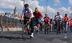 Küresel Sumud Filosu'na destek için İstanbul'da pedallar çevrildi