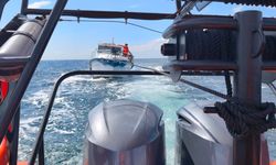 Marmara Denizi Kınalıada açıklarında sürüklenen tekne kurtarıldı