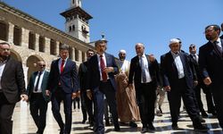 Milli Eğitim Bakanı Yusuf Tekin, Şam'da Emevi Camisi'ni ziyaret etti