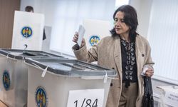 Moldova'da halk parlamento seçimi için sandık başında