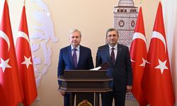Moskova Hükümet Bakanı Çeremin Antalya Valisi Şahin'i ziyaret etti