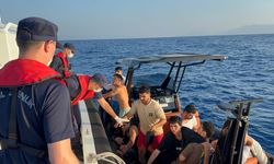 Muğla açıklarında 17 düzensiz göçmen kurtarıldı