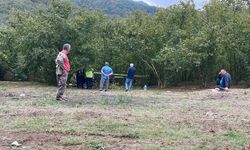 Sakarya'da devrilen traktörün altında kalan sürücü öldü