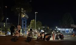 Sakarya'da fabrikada çelik borular ile duvar arasında sıkışan işçi öldü