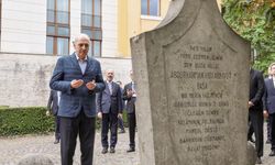 TBMM Başkanı Kurtulmuş, Galiçya Türk Şehitliği'ni ziyaret etti