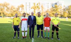 TBMM Başkanı Kurtulmuş, Türkiye ve Macaristan parlamenterleri arasındaki dostluk maçını izledi