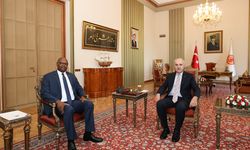 TBMM Başkanı Kurtulmuş, Zimbabve'nin Ankara Büyükelçisi Mutiwazuka'yı kabul etti