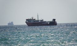 Tekirdağ'da poyraz 2 gündür deniz ulaşımını olumsuz etkiliyor