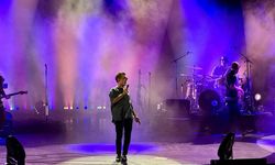 Teoman, Türkiye turnesi kapsamında İstanbul'da konser verdi