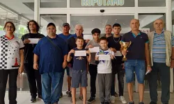 Muğlalı satranççıları Bulgaristan’dan madalyalarla döndü