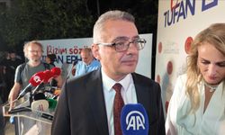 KKTC'de resmi olmayan sonuçlara göre Tufan Erhürman, ülkenin yeni cumhurbaşkanı seçildi