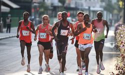 17. Uluslararası Tarsus Yarı Maratonu'na Türk sporcular damga vurdu