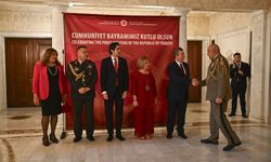 ABD'li siyasi ve askeri yetkililerle yabancı misyon temsilcileri Cumhuriyet resepsiyonunda buluştu