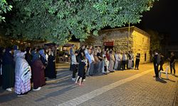 Adana'da İsrail'in Küresel Sumud Filosu'na saldırısı protesto edildi