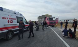 Aksaray'da kamyonla çarpışan otomobildeki 3 kardeş öldü