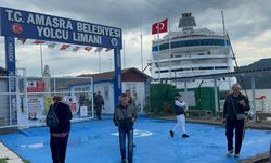 'Astoria Grande' kruvaziyeri Rusya'dan 940 yolcusuyla Amasra'ya geldi