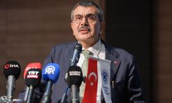 Bakan Tekin, İstanbul Aydın Üniversitesi Akademik Yıl Açılış Töreni'nde konuştu: