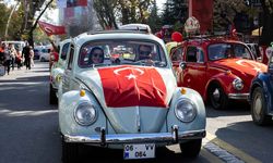 Başkent'te, 29 Ekim kortej yürüyüşü yapıldı