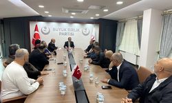 Bazı Alevi dedeleri ile STK temsilcilerinden BBP'ye ziyaret
