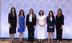 'Bilim Kadınları İçin' programından 4 akademisyene ödül