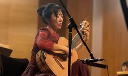 Bursa'da Çinli gitarist Xuefei Yang konser verdi