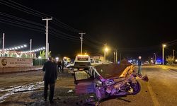 Çankırı'da 3 aracın karıştığı trafik kazasında 9 kişi yaralandı