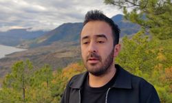 Çorumlu genç Cumhuriyet Bayramı'nda 1100 metre rakımlı tepeye Türk bayrağı dikti