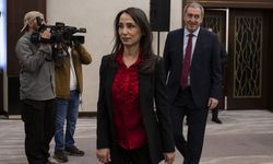 DEM Parti Eş Genel Başkanları Bakırhan ve Hatimoğulları basın toplantısı düzenledi
