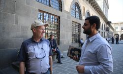Diyarbakır'da görevli imamlar tarihi camilerde turistlere 4 dilde hizmet sunuyor