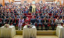 Diyarbakır'da 'Kadın Erkek Fırsat Eşitliği Çalıştayı' düzenlendi
