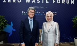 Emine Erdoğan, BM Sürdürülebilir Kalkınma Çözümleri Ağı Başkanı Sachs ile görüştü
