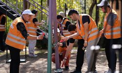 Enerjisa Enerji'nin SENTRUM Projesi, genç gönüllüleri Birgi'de bir araya getirdi