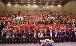 Erzincan'da valilik girişimiyle 2 bin 351 üniversite ve lise öğrencisine burs verildi