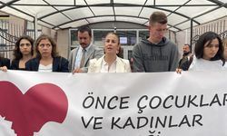 Eskişehir'de kızı ile torununu öldürdüğü öne sürülen sanık yargılanıyor