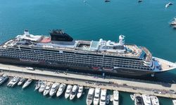 'Explora I' kruvaziyeri Marmaris'e 695 yolcu getirdi