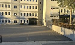 GÜNCELLEME - Erzurum'da okul çıkışı merdivenlerde oluşan yoğunlukta 21 öğrenci hafif yaralandı