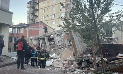 GÜNCELLEME - Kocaeli'de 6 katlı bina çöktü