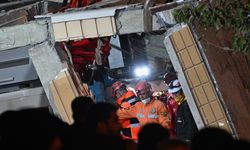 GÜNCELLEME - Kocaeli'de çöken binanın enkazında kalan çiftin cansız bedenlerine ulaşıldı