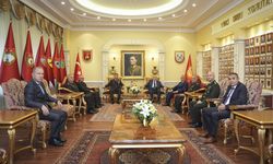 İş insanı İsmet Acar, TSK Dayanışma Vakfına 12 daire bağışladı