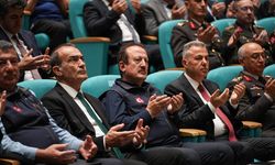 İzmir depreminde hayatını kaybedenler anıldı