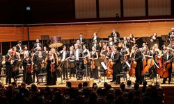 İzmir Devlet Senfoni Orkestrası sezonu 'Beethoven' ve 'Çaykovski'nin eserleriyle açtı