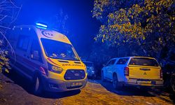 İzmir'de bir kişi tartıştığı oğlunu silahla öldürdü, eşini ağır yaraladı